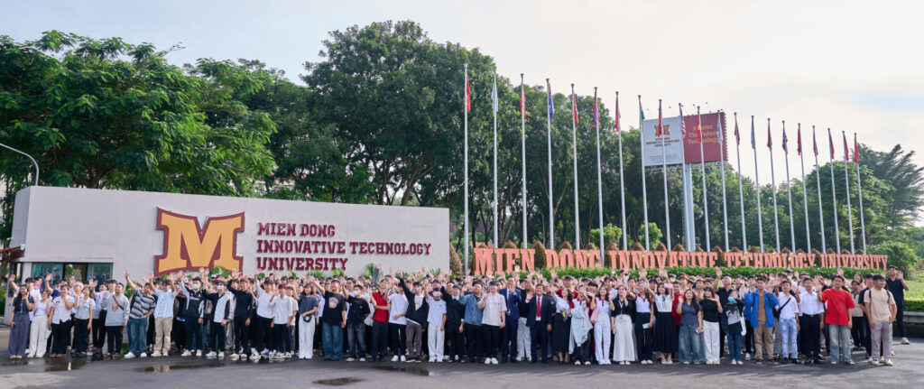 banner-chao-don-tan-sinh-vien-k25-1